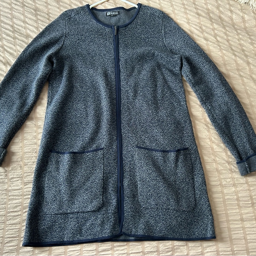 Nicole Miller Navy and Gray Knit Sweater